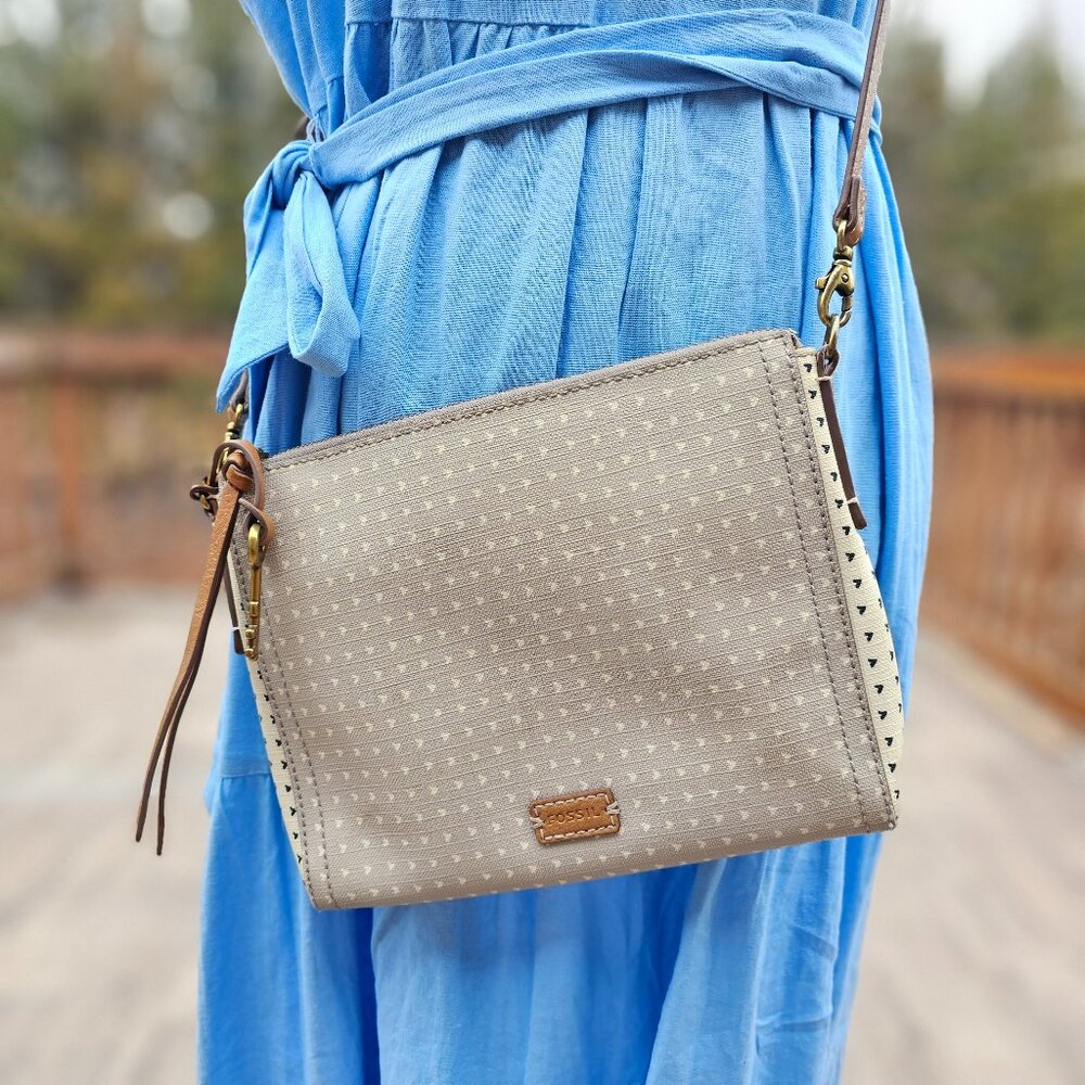 FOSSIL Emma Crossbody Bag Purse, Printed Leather, Pre-owned